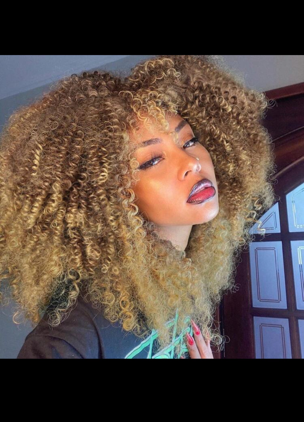 BeautyEllaHair Curly Wigs For Women Afro Bomb Curly Wig With Bangs Synthetic Fiber Glueless Long Kinky Curly Hair